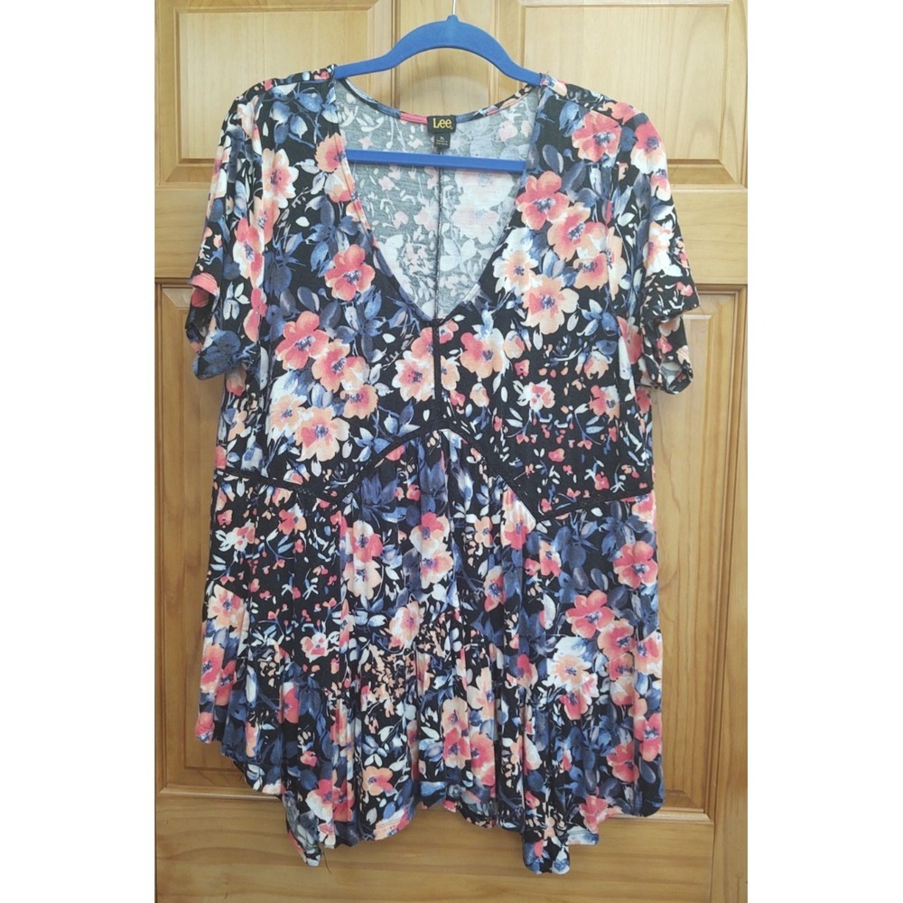 Lee Womens XL Short Sleeve Floral Black V Neck Flowy Gathered Bottom Half - Picture 2 of 9